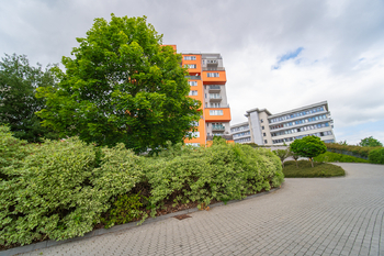 Dům skrytý v zeleni - Prodej bytu 3+kk v osobním vlastnictví 88 m², Praha 5 - Stodůlky