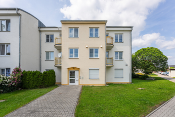 Dům - Prodej bytu 3+1 v osobním vlastnictví 77 m², Holice