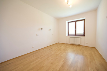 Pronájem bytu 4+1 v osobním vlastnictví 90 m², Roztoky