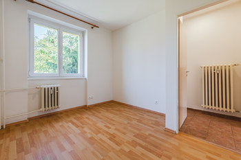 Pronájem bytu 3+1 v osobním vlastnictví 66 m², Praha 9 - Hloubětín