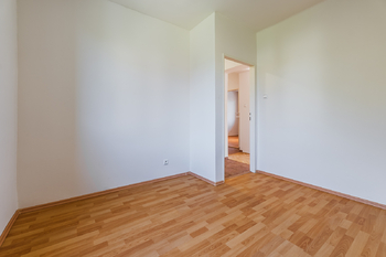 Pronájem bytu 3+1 v osobním vlastnictví 66 m², Praha 9 - Hloubětín