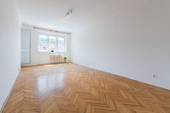 Pronájem bytu 3+1 v osobním vlastnictví 66 m², Praha 9 - Hloubětín