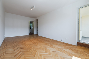 Pronájem bytu 3+1 v osobním vlastnictví 66 m², Praha 9 - Hloubětín