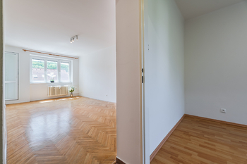 Pronájem bytu 3+1 v osobním vlastnictví 66 m², Praha 9 - Hloubětín