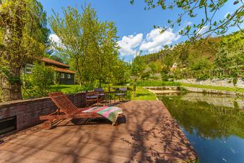 Prodej domu 689 m², Borotice