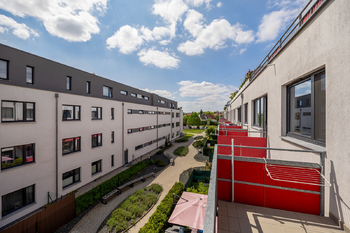 Prodej bytu 3+kk v osobním vlastnictví 74 m², Praha 9 - Hostavice