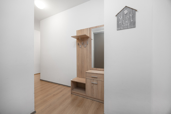 Prodej bytu 3+kk v osobním vlastnictví 74 m², Praha 9 - Hostavice