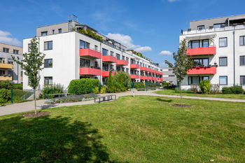 Prodej bytu 3+kk v osobním vlastnictví 74 m², Praha 9 - Hostavice