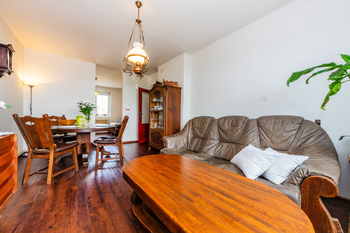 Prodej domu 290 m², Mokrovraty