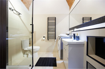 Prodej nájemního domu 395 m², Bielsko-Biała