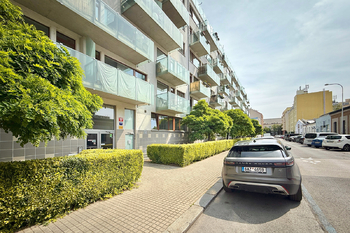 Prodej bytu 1+kk v osobním vlastnictví 33 m², Praha 7 - Holešovice