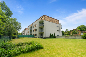 Prodej bytu 2+kk v osobním vlastnictví 65 m², Velké Popovice
