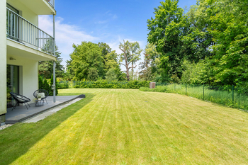 Prodej bytu 2+kk v osobním vlastnictví 65 m², Velké Popovice