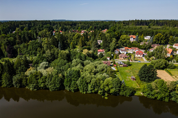 Prodej pozemku 2818 m², Planá nad Lužnicí