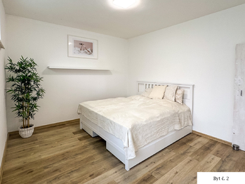 Prodej ubytovacího zařízení 372 m², Zvěrkovice
