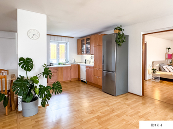 Prodej ubytovacího zařízení 372 m², Zvěrkovice