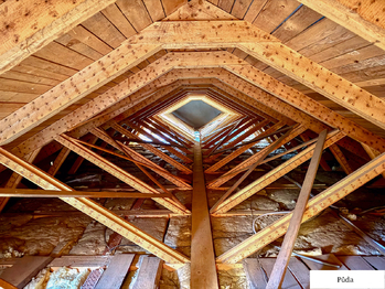 Prodej ubytovacího zařízení 372 m², Zvěrkovice