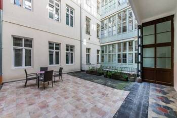 Pronájem bytu 1+kk v osobním vlastnictví 40 m², Praha 1 - Nové Město