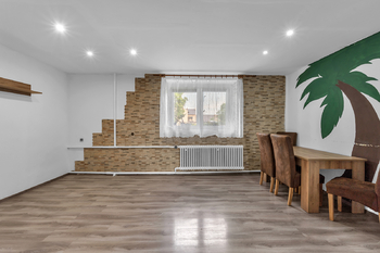 Prodej domu 142 m², Městec Králové
