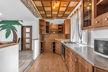 Prodej domu 142 m², Městec Králové