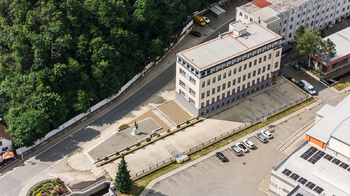 Prodej obchodních prostor 2380 m², Adamov