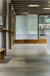Prodej obchodních prostor 2380 m², Adamov