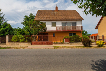 Prodej domu 480 m², Račiněves