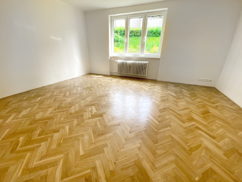 Pronájem bytu 3+1 v osobním vlastnictví 64 m², Praha 4 - Podolí
