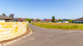 Prodej pozemku 1140 m², Doksy