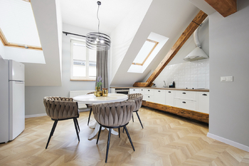 Prodej bytu atypický v osobním vlastnictví 61 m², Września