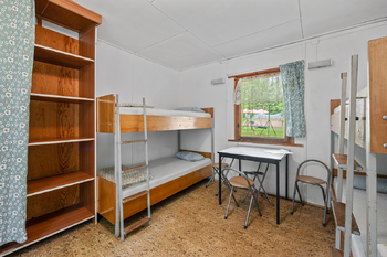 Interiéry chat. - Prodej ubytovacího zařízení 1320 m², Velká Turná