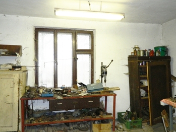 Bývalá dílna. - Prodej domu 290 m², Zálší