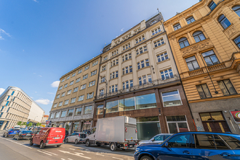 Pronájem obchodních prostor 526 m², Praha 1 - Nové Město