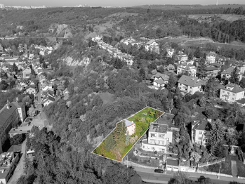 Prodej pozemku 1340 m², Praha 5 - Hlubočepy