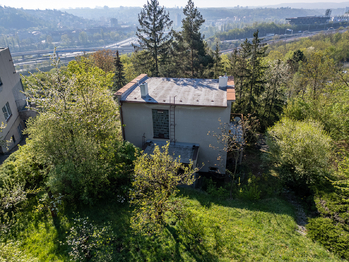 Prodej pozemku 1340 m², Praha 5 - Hlubočepy