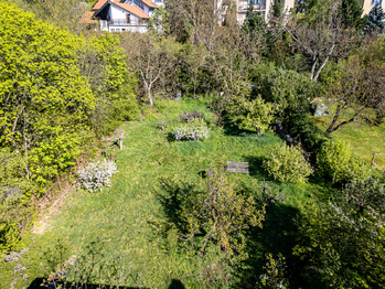 Prodej pozemku 1340 m², Praha 5 - Hlubočepy
