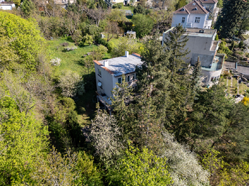 Prodej pozemku 1340 m², Praha 5 - Hlubočepy