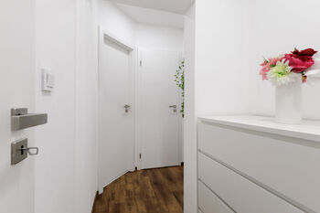 Pronájem bytu 3+1 v osobním vlastnictví 66 m², Praha 10 - Strašnice