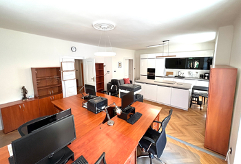 Hlavní kancelář - Pronájem kancelářských prostor 127 m², Praha 3 - Vinohrady