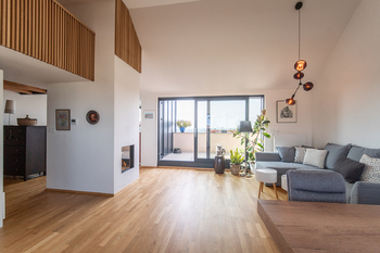 Prodej bytu 1+kk v osobním vlastnictví 76 m², Praha 6 - Břevnov