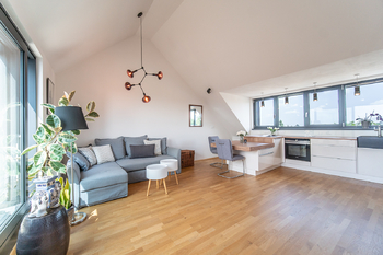 Prodej bytu 1+kk v osobním vlastnictví 76 m², Praha 6 - Břevnov
