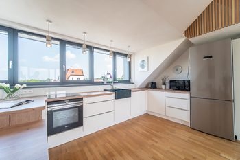 Prodej bytu 1+kk v osobním vlastnictví 76 m², Praha 6 - Břevnov