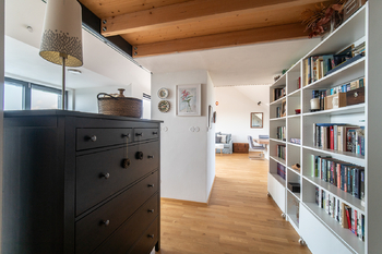 Prodej bytu 1+kk v osobním vlastnictví 76 m², Praha 6 - Břevnov