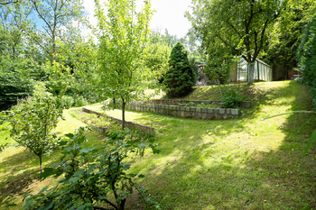 Kaskády - zahrada - Prodej domu 113 m², Praha 5 - Slivenec