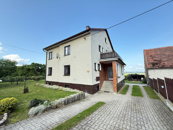 Prodej domu 150 m², Řenče