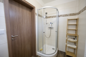 Pronájem domu 145 m², Líšnice
