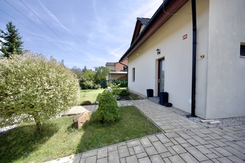 Pronájem domu 145 m², Líšnice
