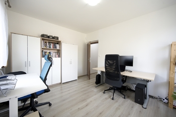 Pronájem domu 145 m², Líšnice