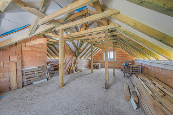 Prodej domu 305 m², Košetice