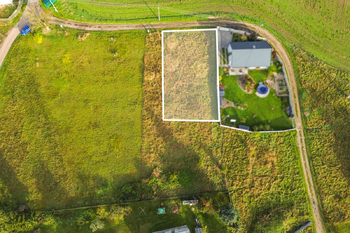 Prodej pozemku 783 m², Chomle